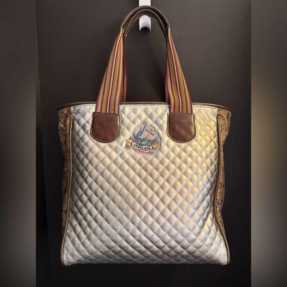 Consuela Tote Champagne & Animals 🩵 - Picture 2 of 14